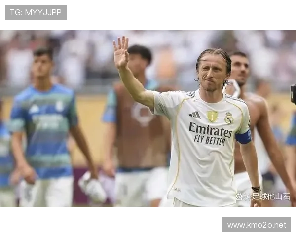 皮尔洛与莫德里奇在传导节奏上出现分化，展现多点参与趋势