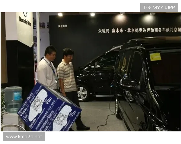 杨瀚森训练完直接去豪车展，谁告诉我这不是世界级土豪现场？