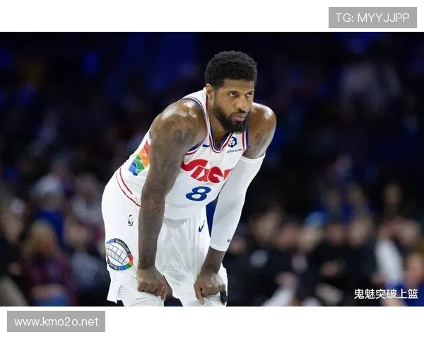 刚刷到保罗·乔治的晚餐照，盘子都比我月薪贵，默默关掉外卖App